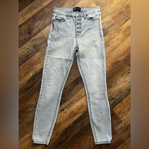 Women’s GAP jeggings